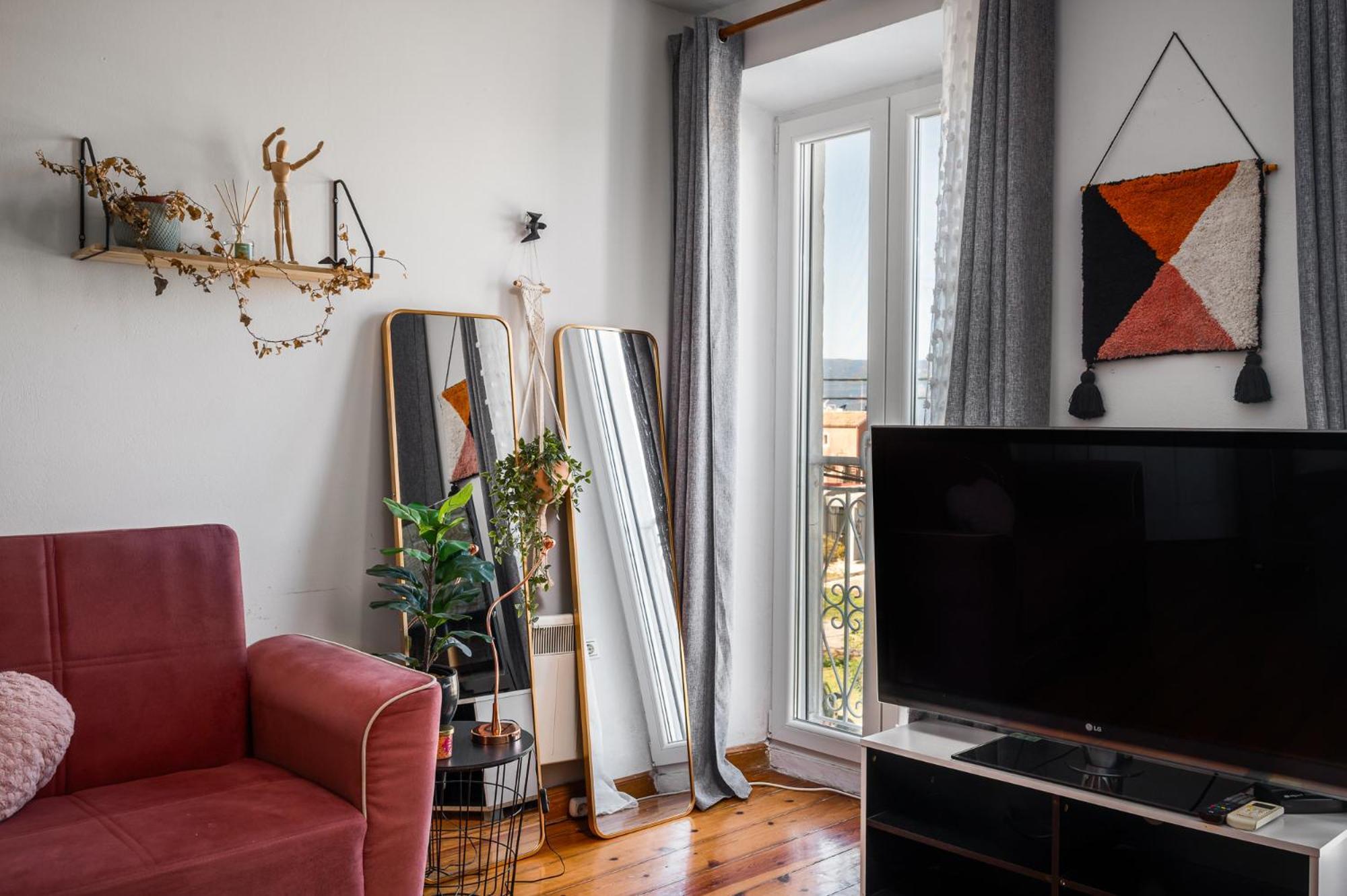 Laval Apartment Mantouki Eksteriør billede